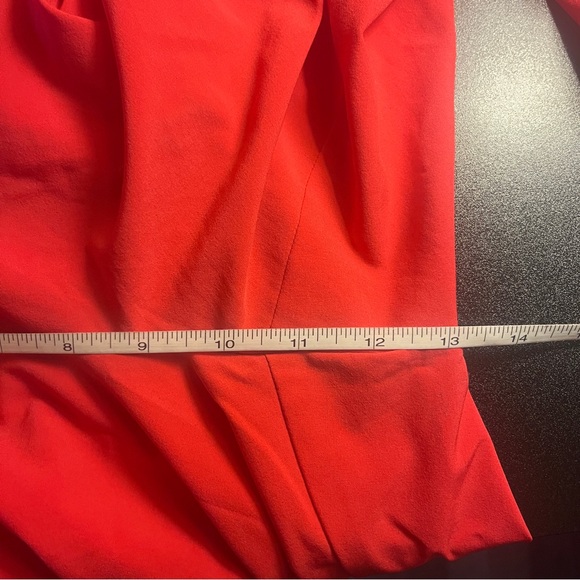 Zenergy by Chicos Athletic Red Capri Pants - Picture 5 of 5